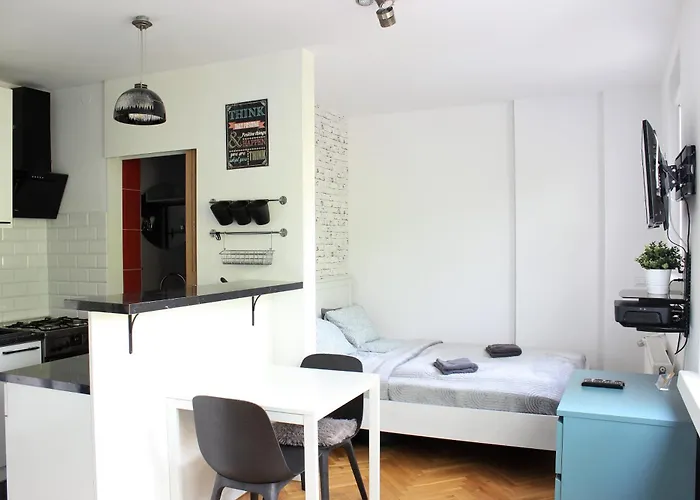 Labo Karmelicka Varsó